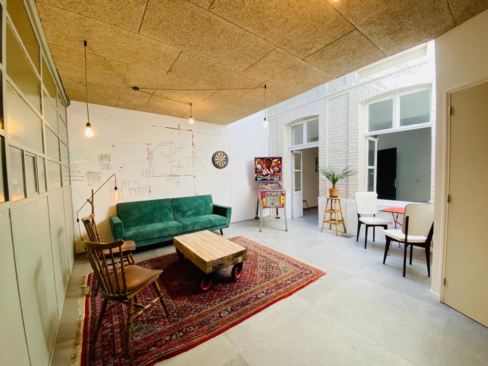 Oasis Urbaine - Spacieux Et Calme Avec Patio Лилль Экстерьер фото