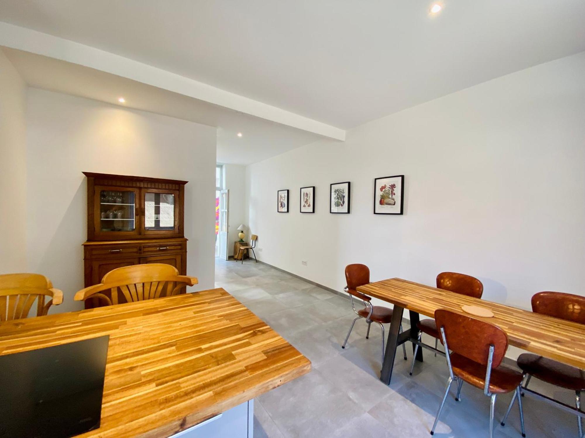 Oasis Urbaine - Spacieux Et Calme Avec Patio Лилль Экстерьер фото